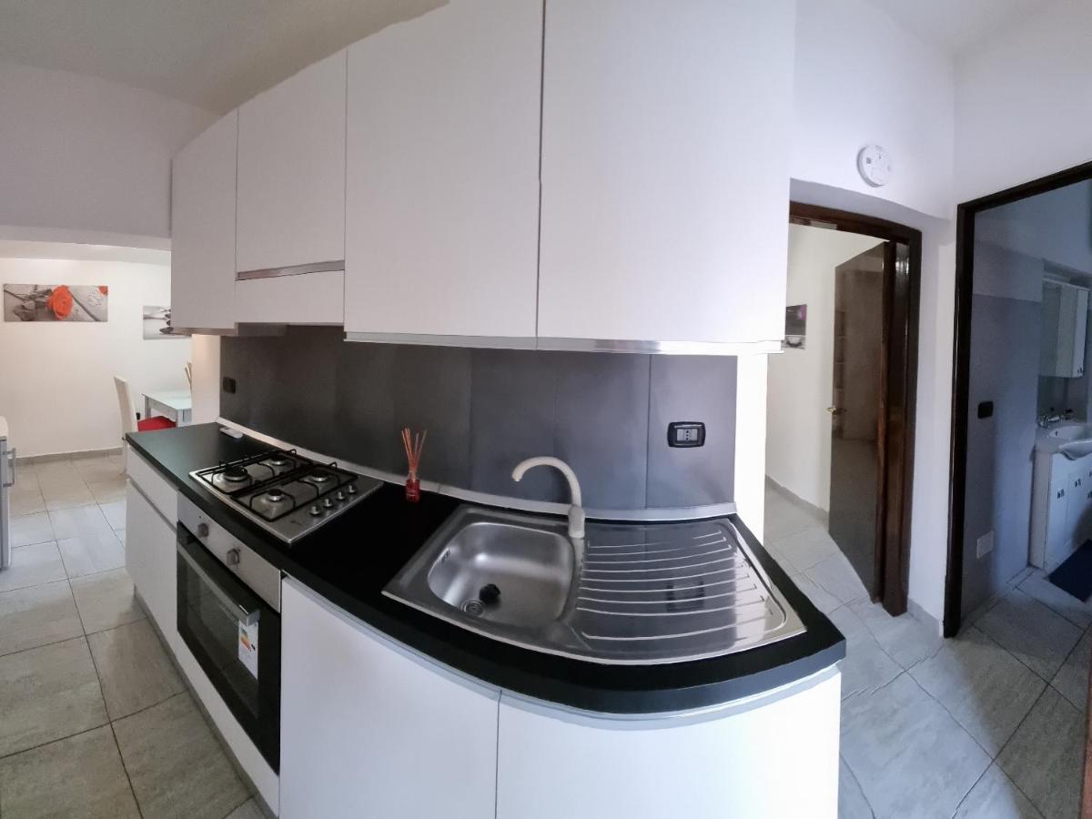 Monolocale Moreno Apartment Fiumicino Bagian luar foto